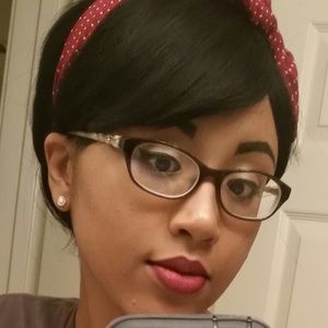 Meet your Posher, Karina